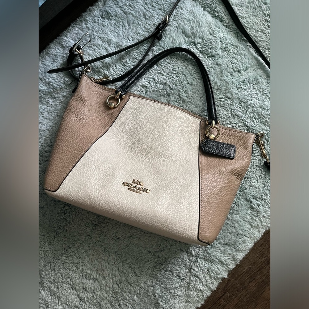 Coach shoulder bag